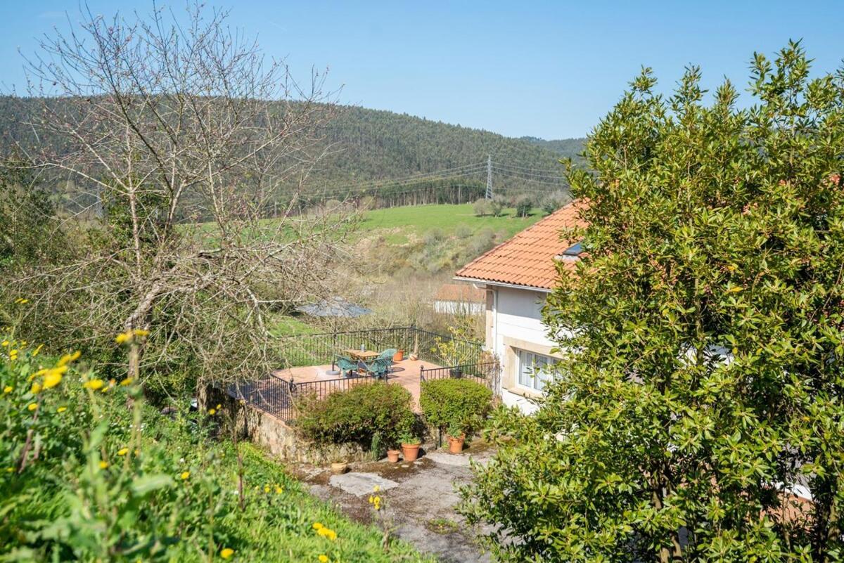 Willa Casa Con Jardin En Gama Bárcena de Cicero Zewnętrze zdjęcie