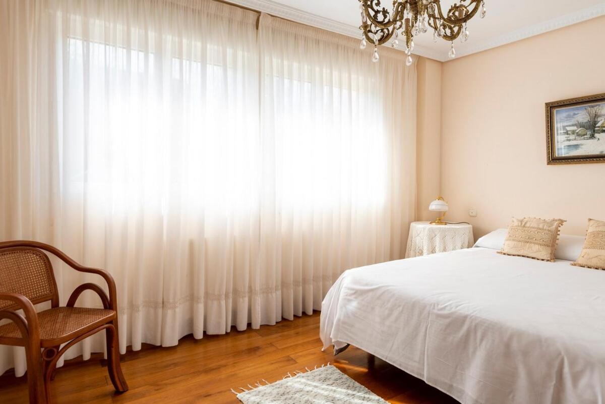 Willa Casa Con Jardin En Gama Bárcena de Cicero Zewnętrze zdjęcie